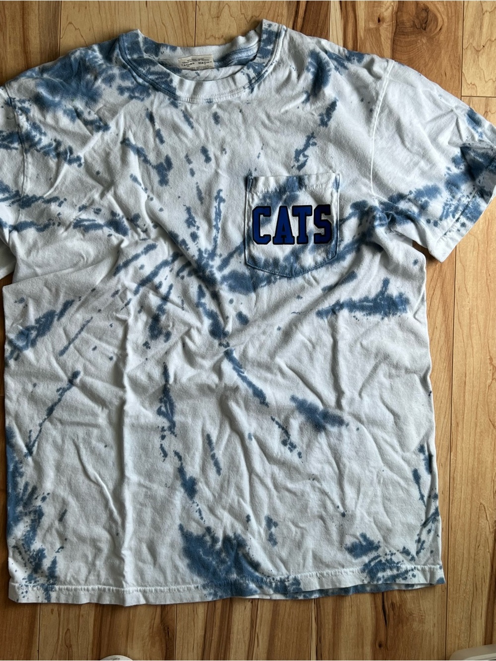 Comfort Colors CATS Tie-Dye Pocket Tee — White & Blue